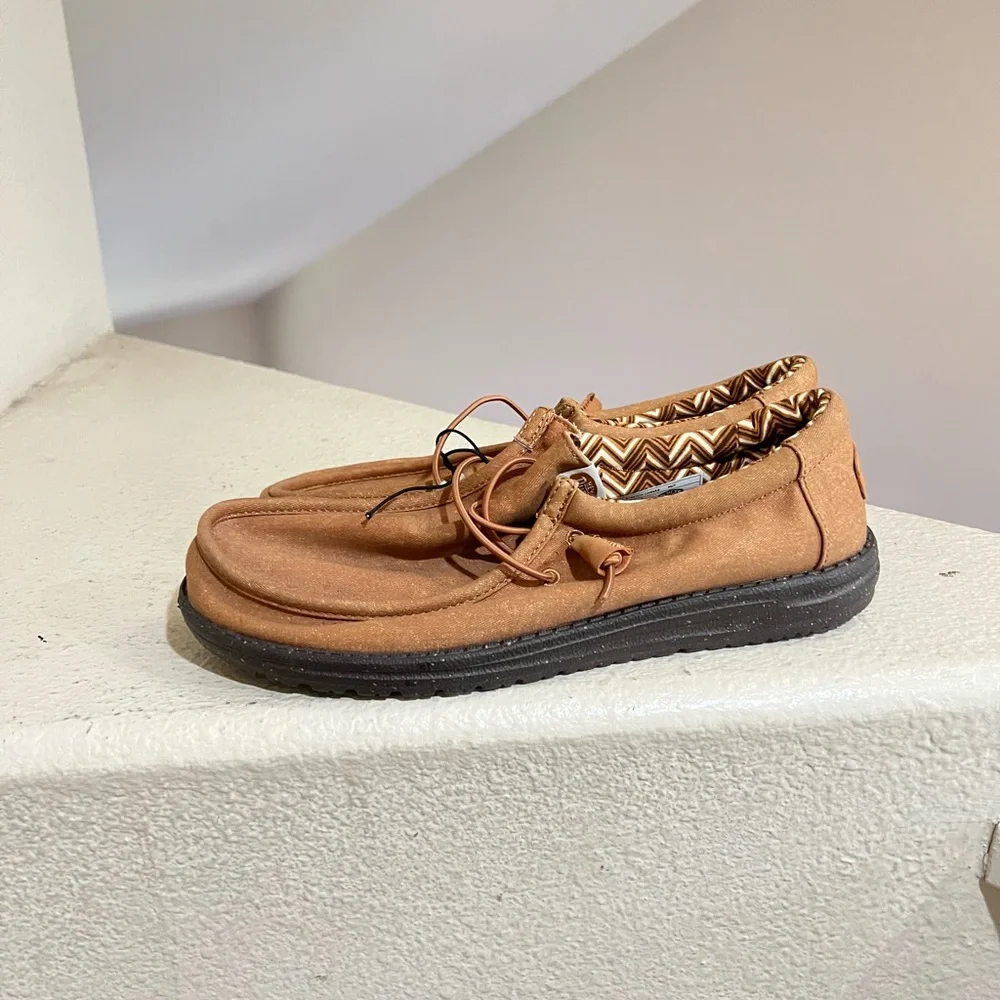 Hey Dude Men size 10 M Wally stretch canvas tan  Slip-On Loafers comfort summer